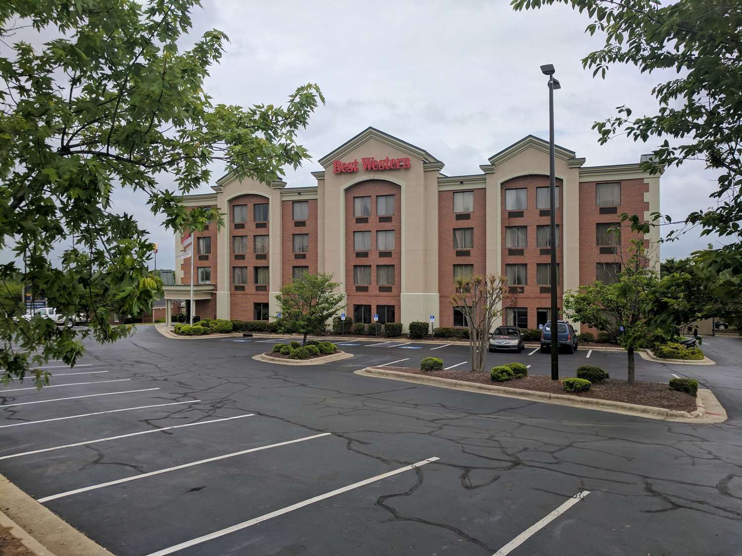 Clarion Pointe Greensboro Airport Otel Dış mekan fotoğraf